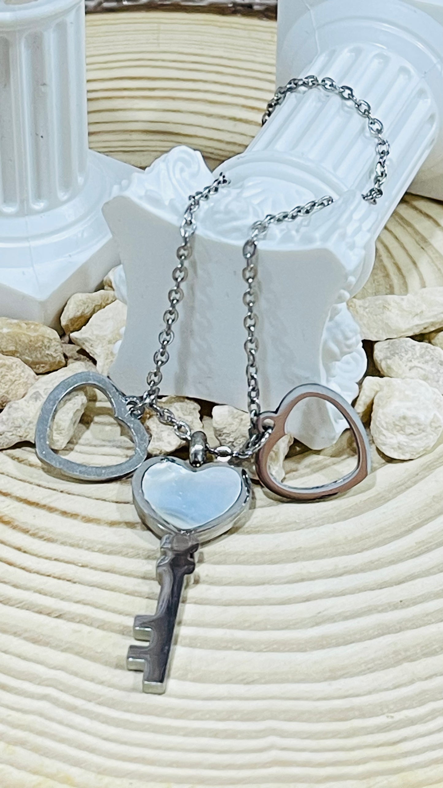 Three Hearts set Silver